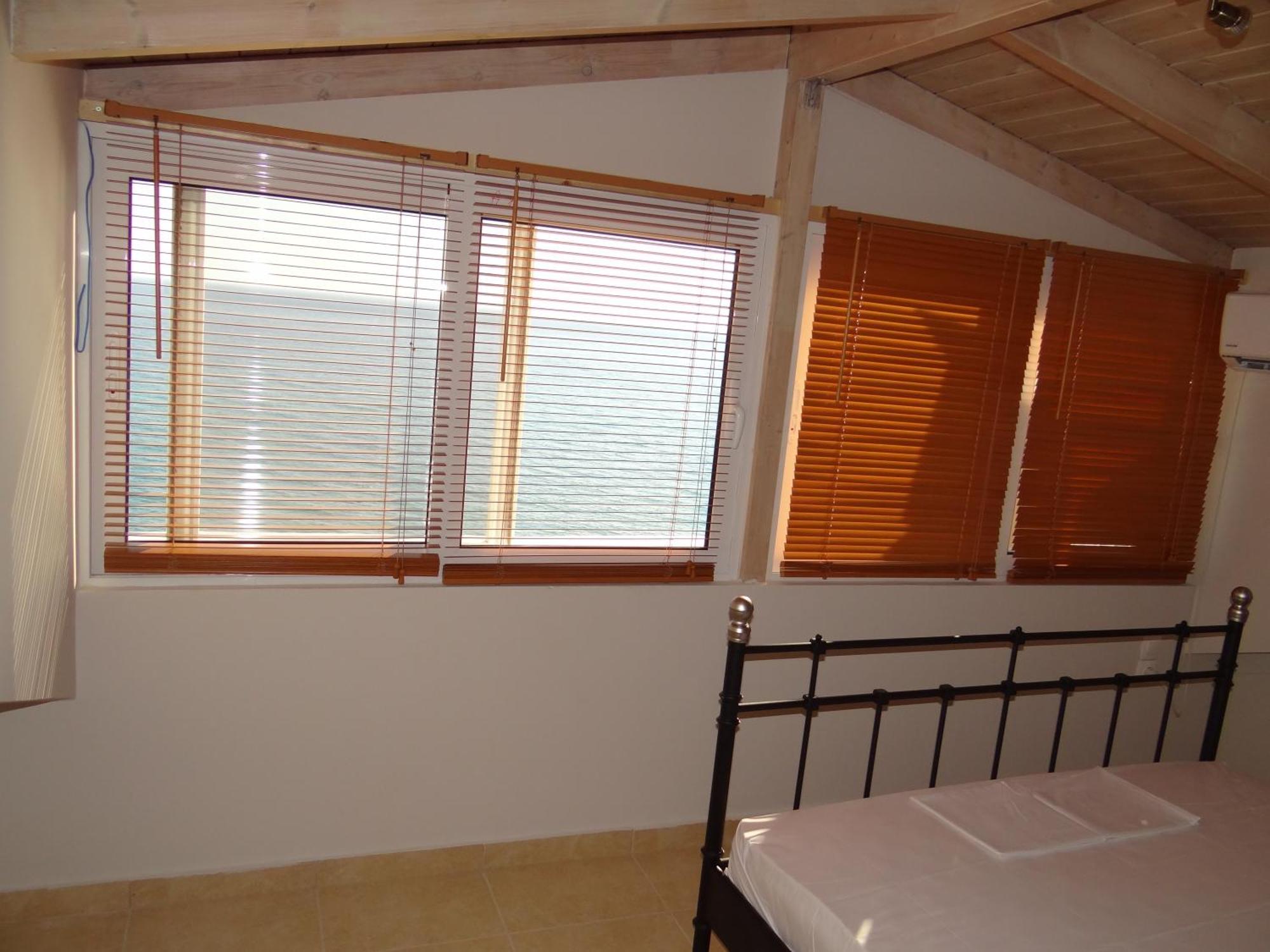 Aperanto House Paralia Loutsas Habitación foto