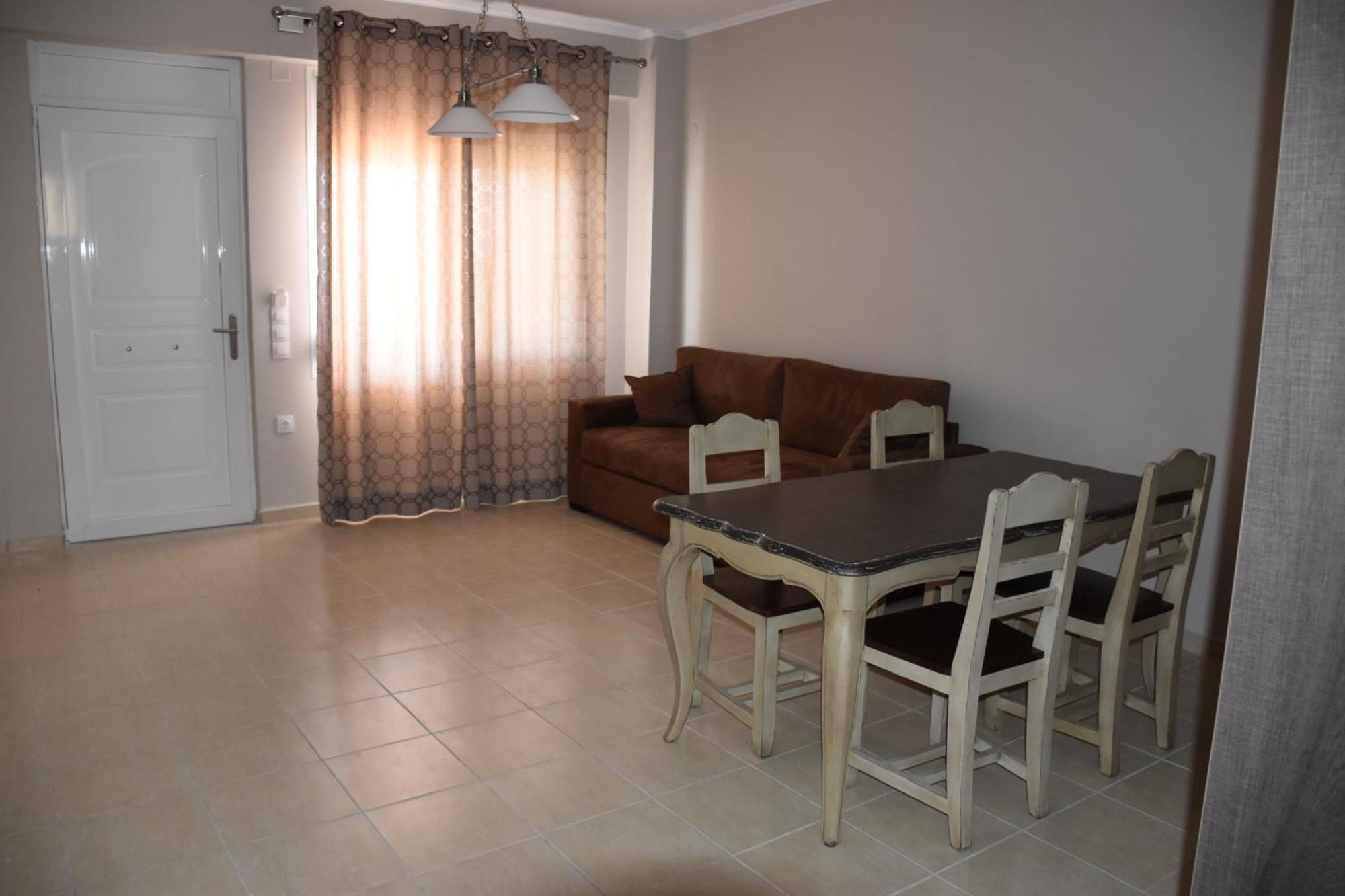 Aperanto House Paralia Loutsas Habitación foto